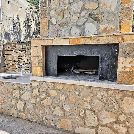 Apartman Antun-2 By Interhome *