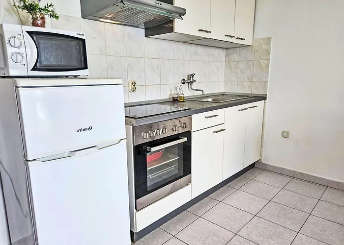 Antun-2 By Interhome Daire *