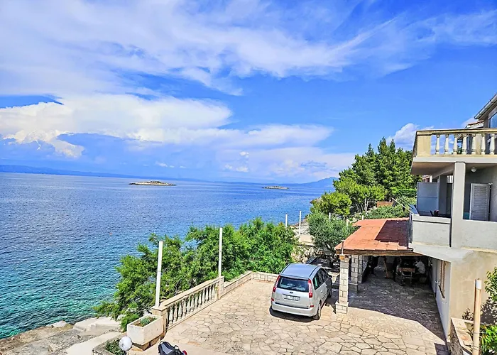 Daire Antun-2 By Interhome