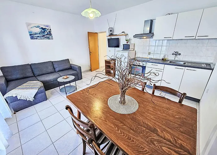 Antun-2 By Interhome Daire